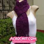 Una chalina en punto relieve